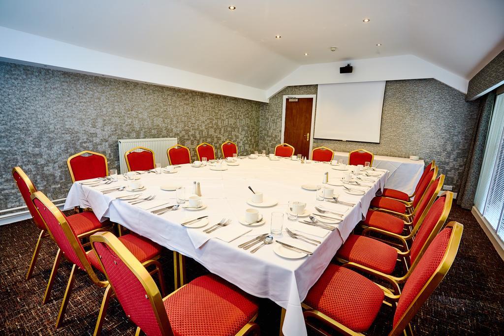 Abbotsford Hotel Дъмбартън Екстериор снимка