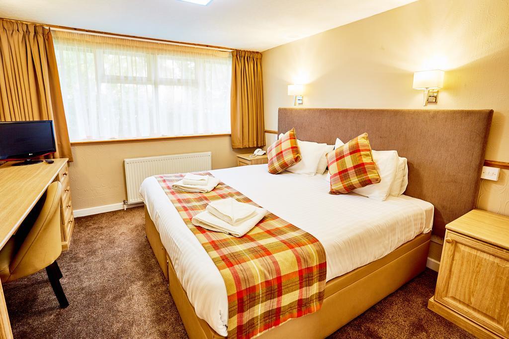 Abbotsford Hotel Дъмбартън Екстериор снимка