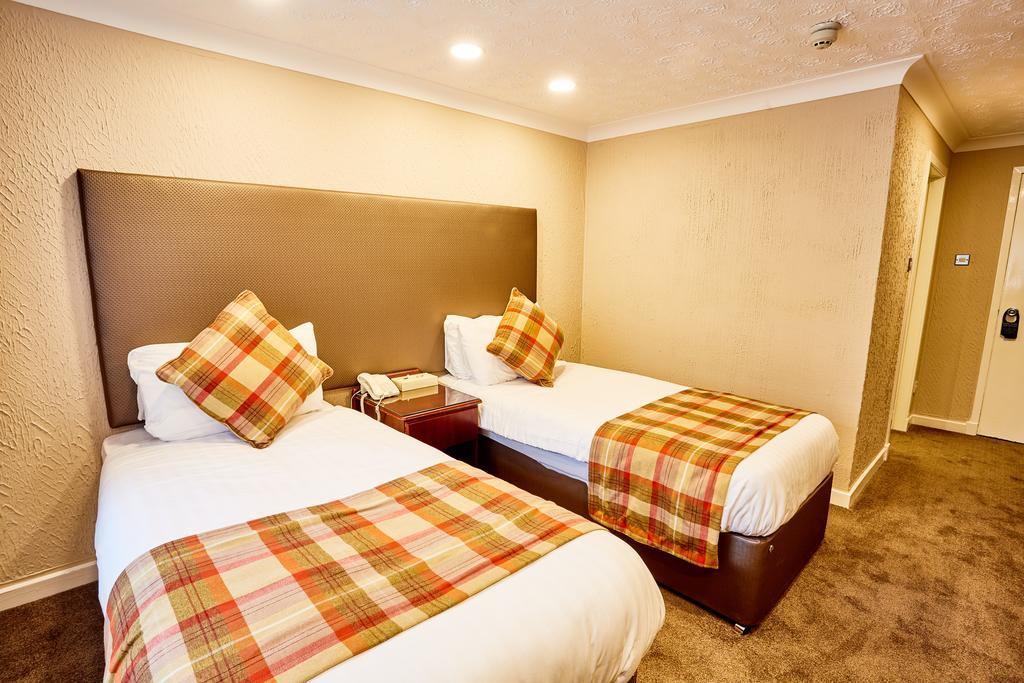 Abbotsford Hotel Дъмбартън Екстериор снимка